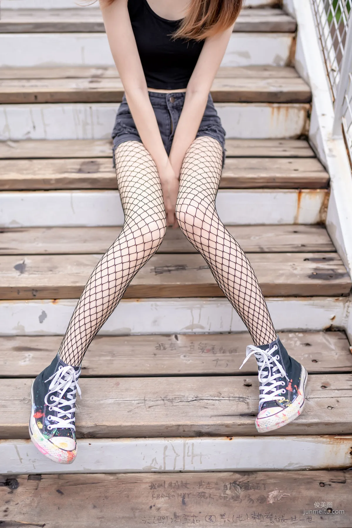 [风之领域] NO.094 超短牛仔短裤黑网袜 写真集32