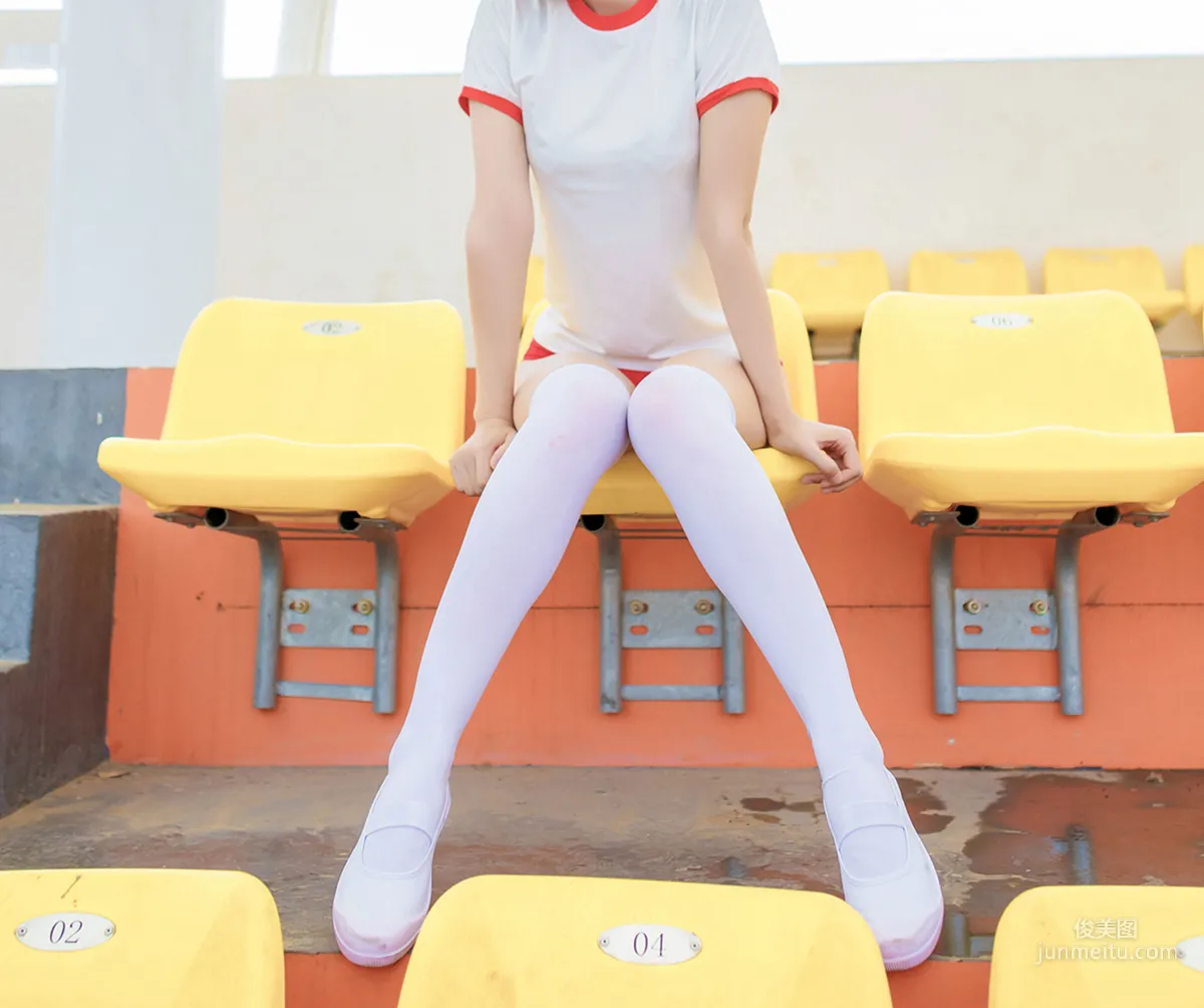 [風之領域] NO.132 體操服少女的過膝白絲 寫真集 15