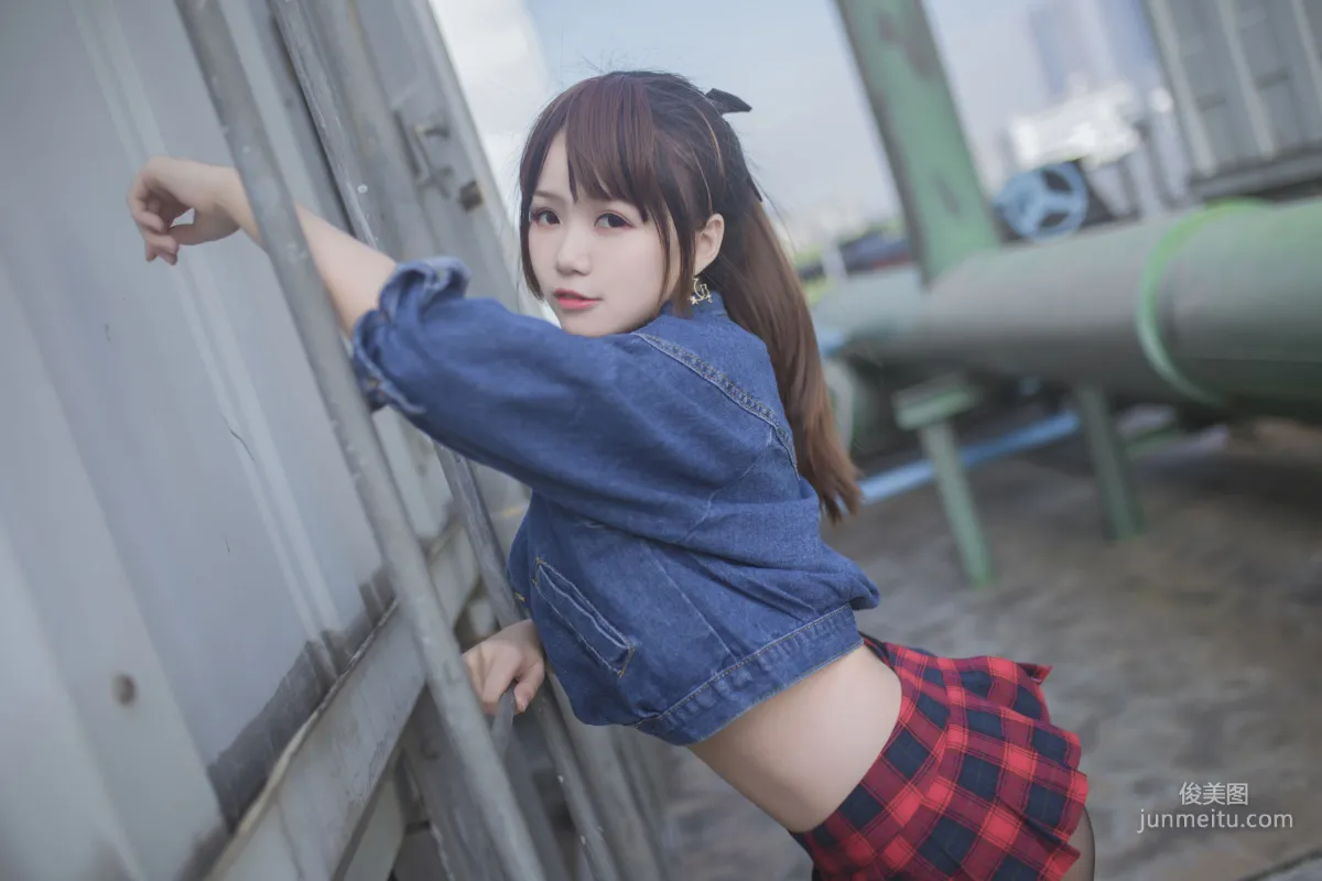 Yoko宅夏《紅色格子》 [蘿莉COS] 寫真集 2