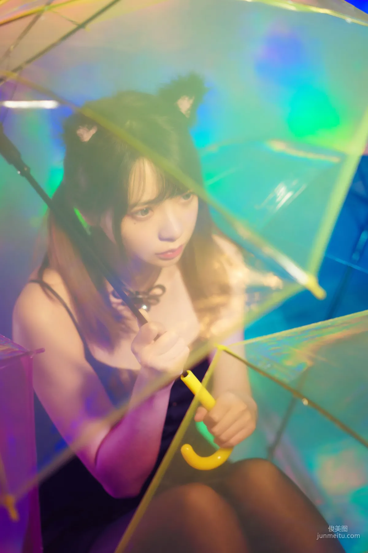 瘋貓ss《絲襪狂想曲(光)》 [蘿莉COS] 寫真集 33