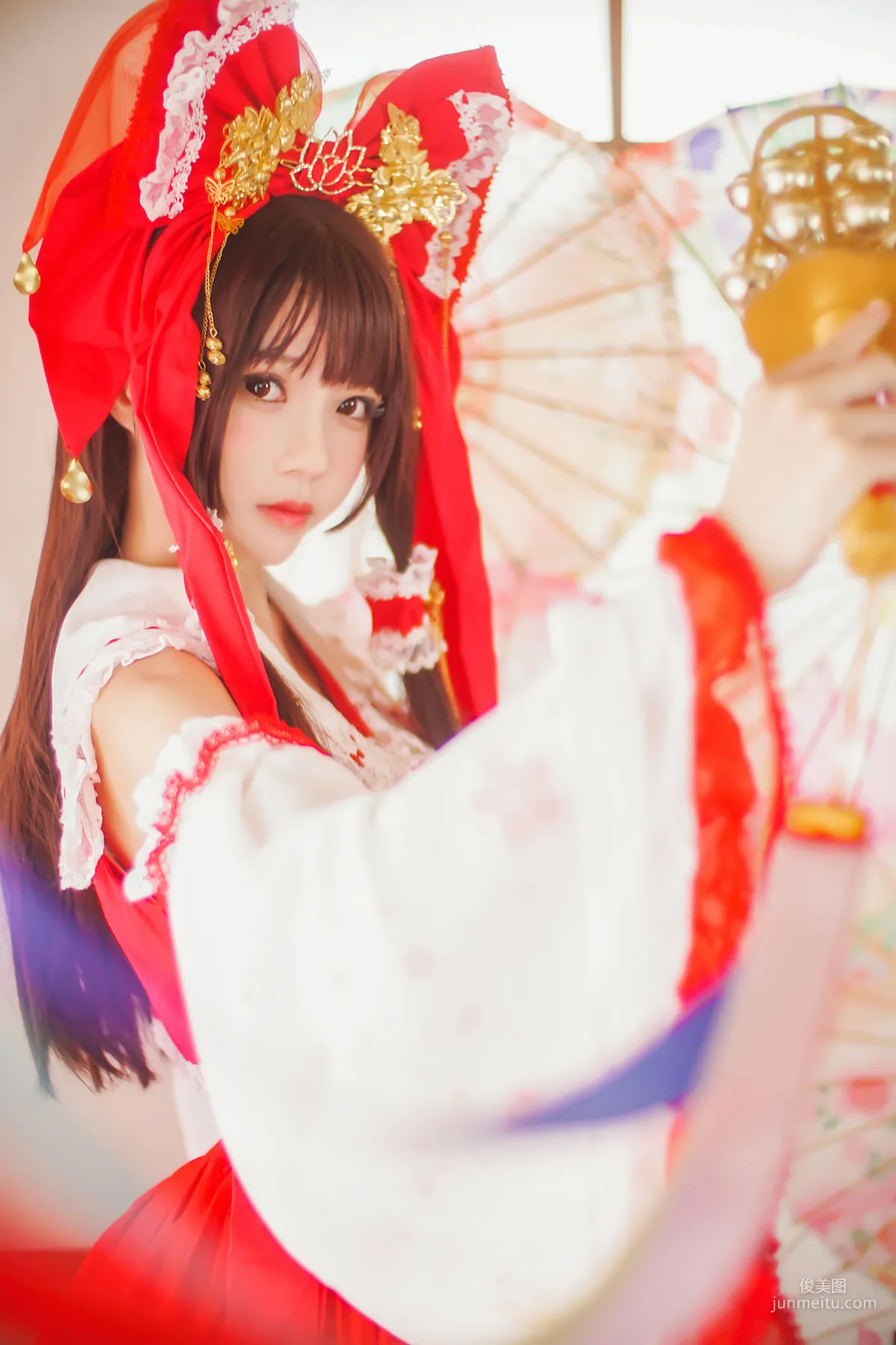 桜桃喵《靈夢 新年快樂》 [蘿莉COS] 寫真集 1