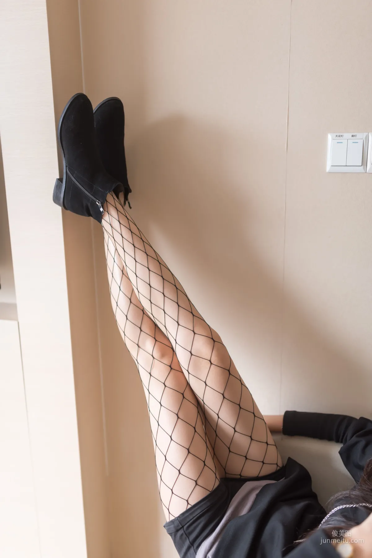 [风之领域] NO.033 网袜！网袜！ 写真集37