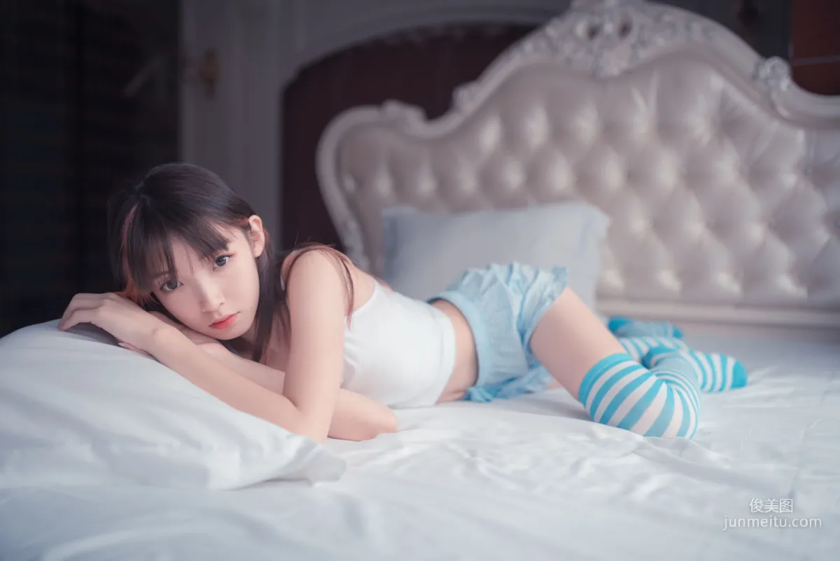 [风之领域] NO.014 蓝白条纹丝袜小可爱 写真集7