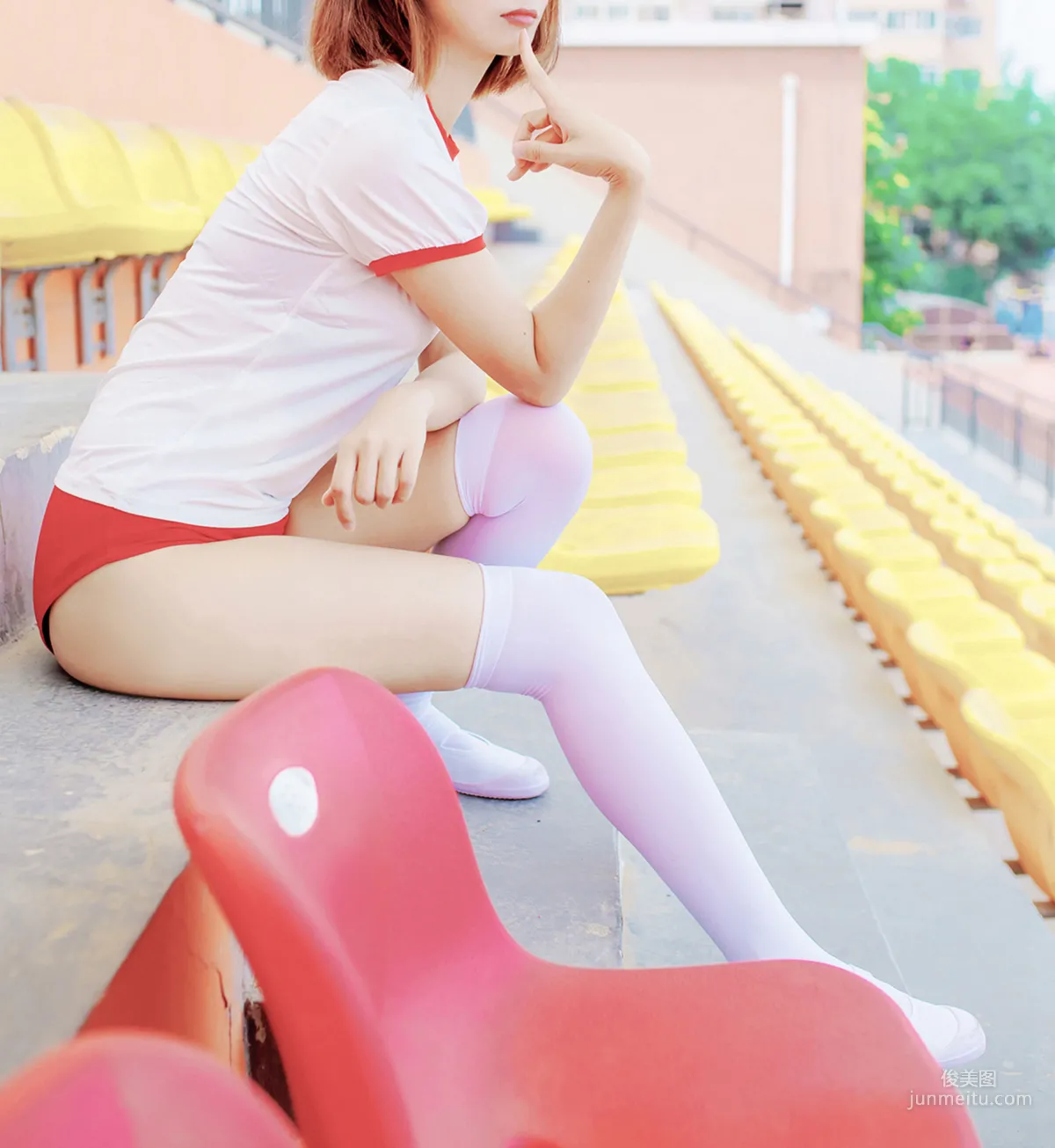 [風之領域] NO.132 體操服少女的過膝白絲 寫真集 22