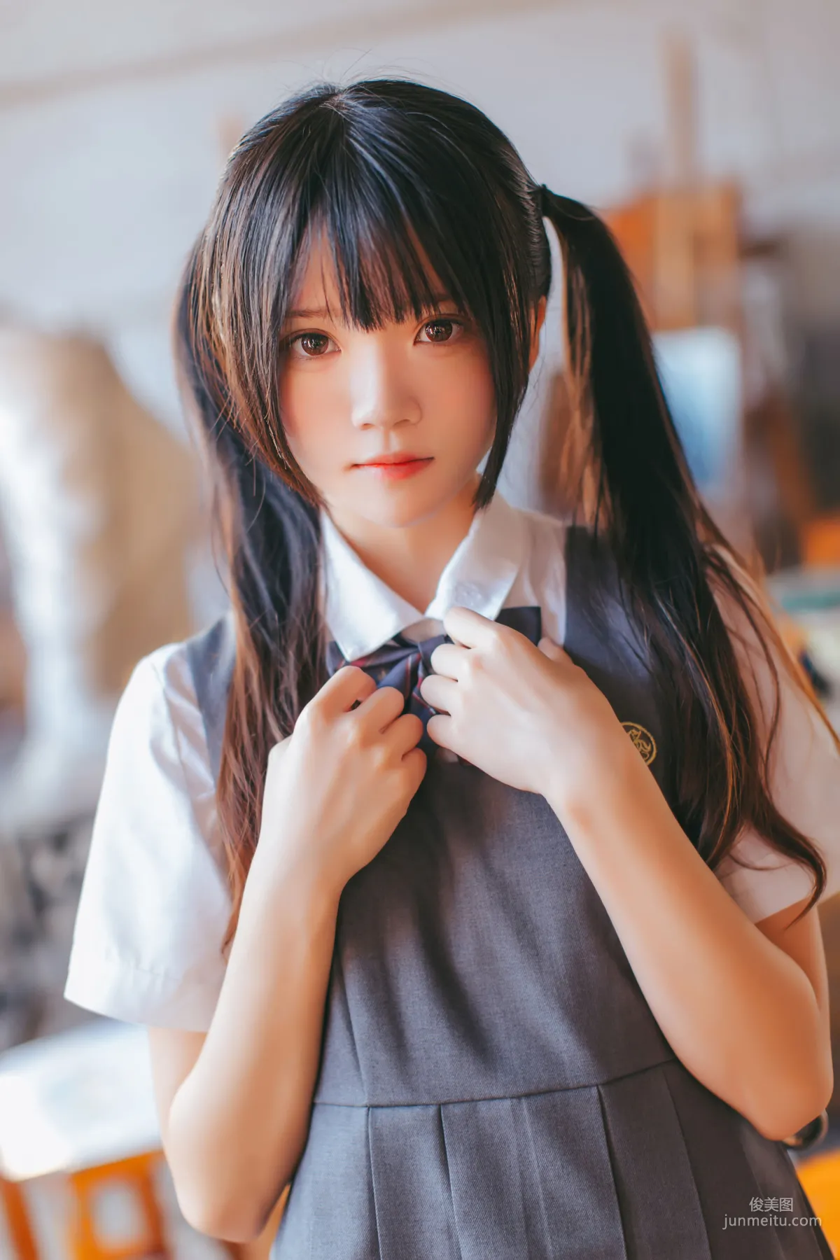 桜桃喵《画室少女》 [萝莉COS] 写真集17