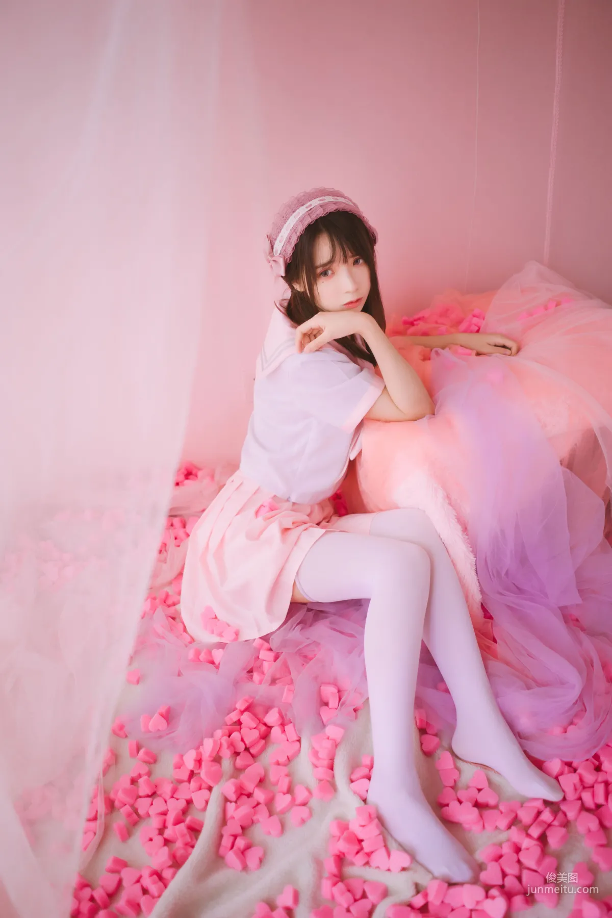 瘋貓ss《絲襪狂想曲(粉)》 [蘿莉COS] 寫真集 26