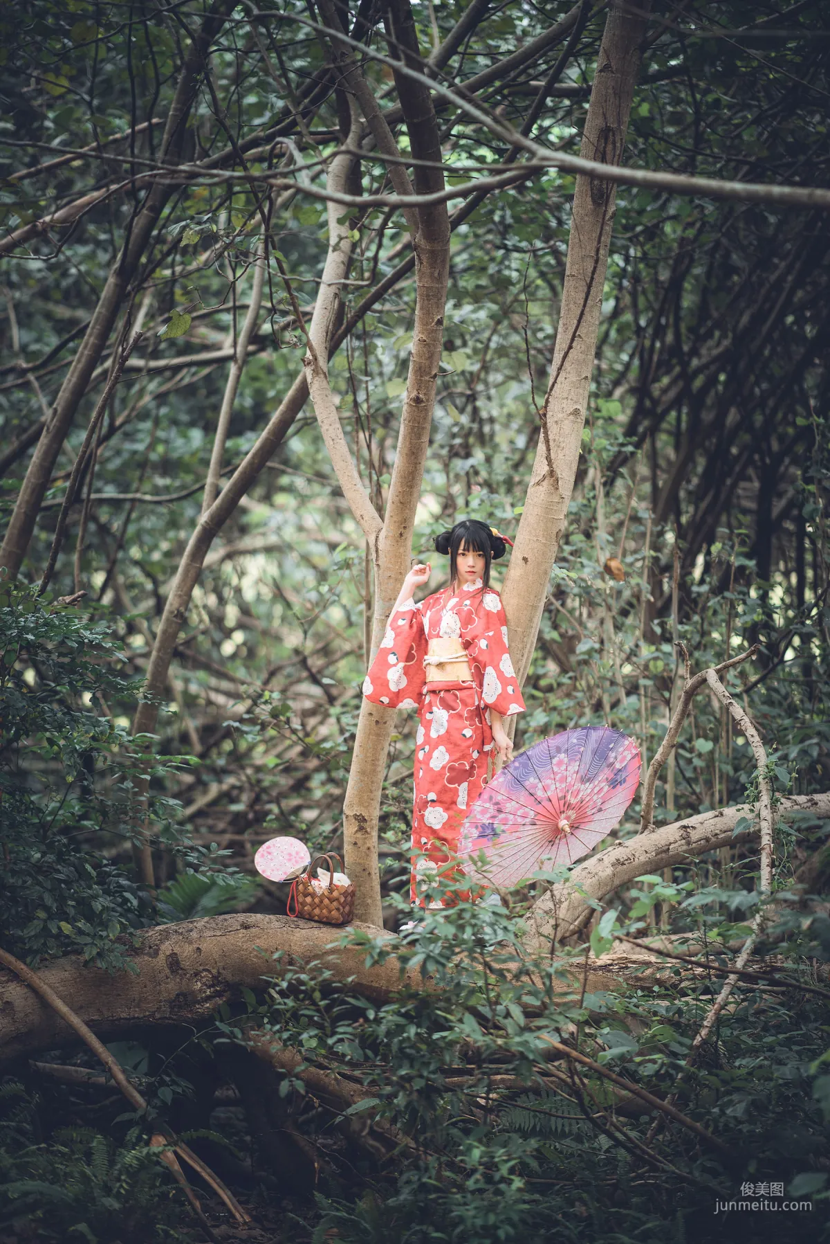桜桃喵《夏日祭》 [蘿莉COS] 寫真集 29