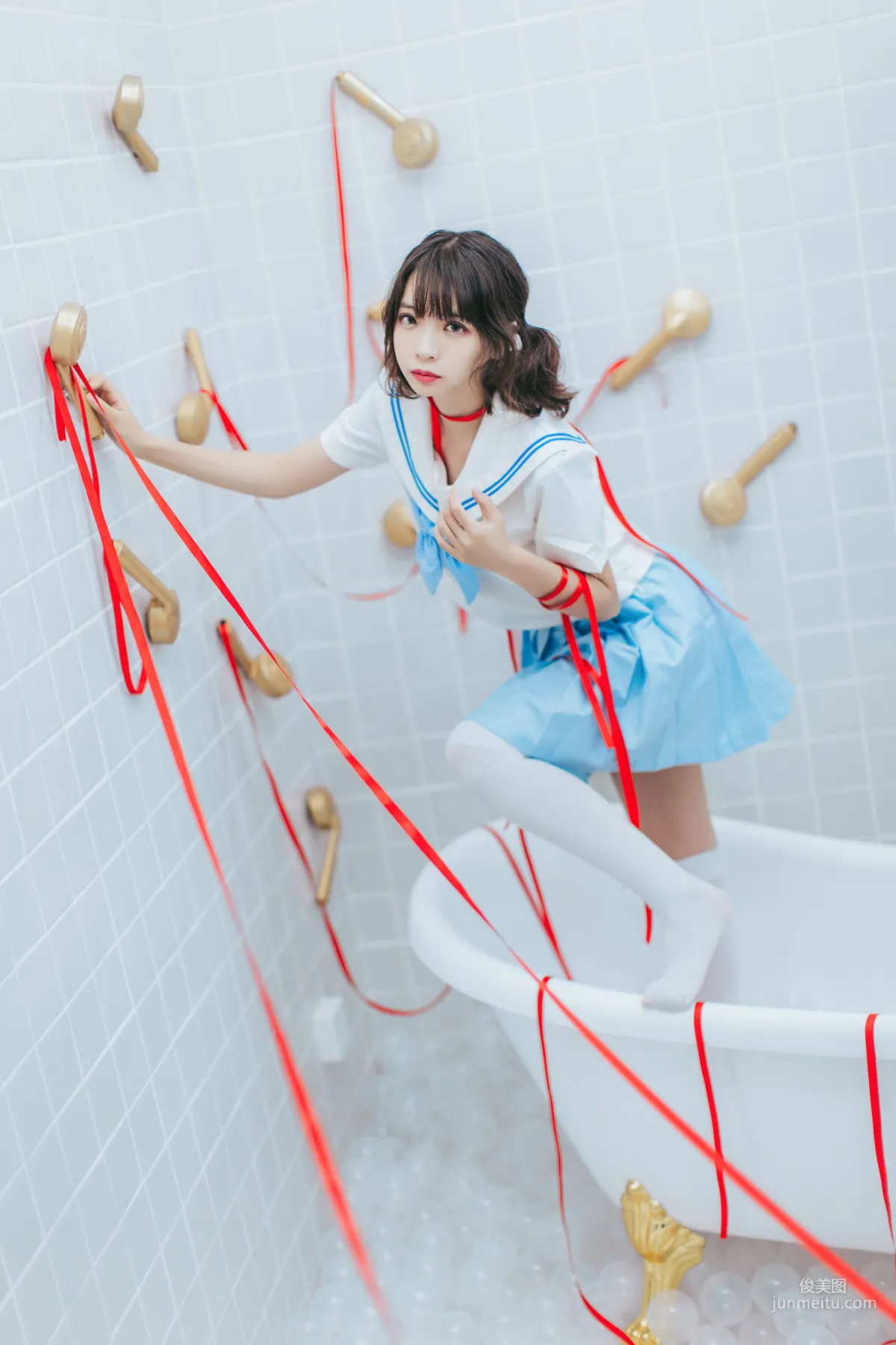 瘋貓ss《睡衣與浴室的水手服》 [蘿莉COS] 寫真集 38