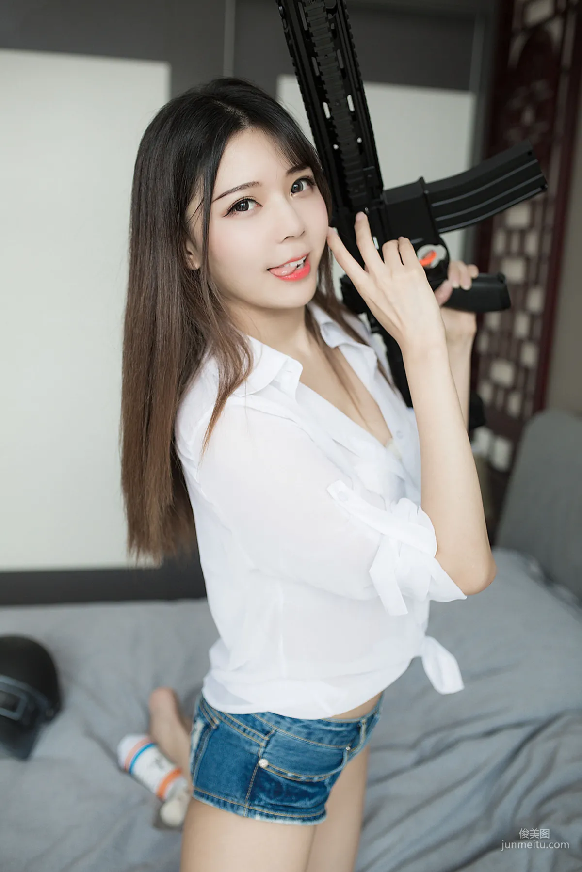 [风之领域] NO.102 吃鸡美少女 写真集1
