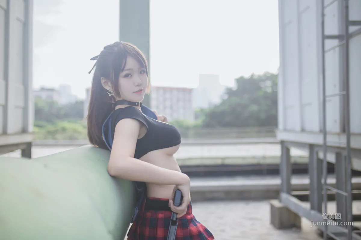 Yoko宅夏《紅色格子》 [蘿莉COS] 寫真集 21