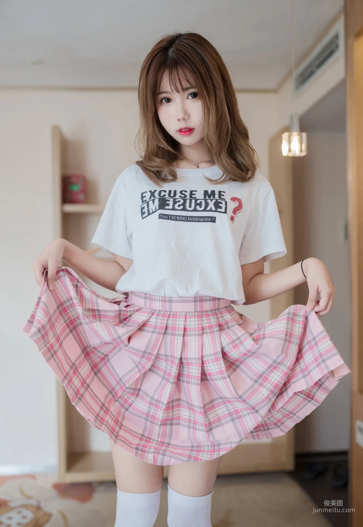 [風之領域] NO.066 超美氣質格子裙少女 寫真集 20