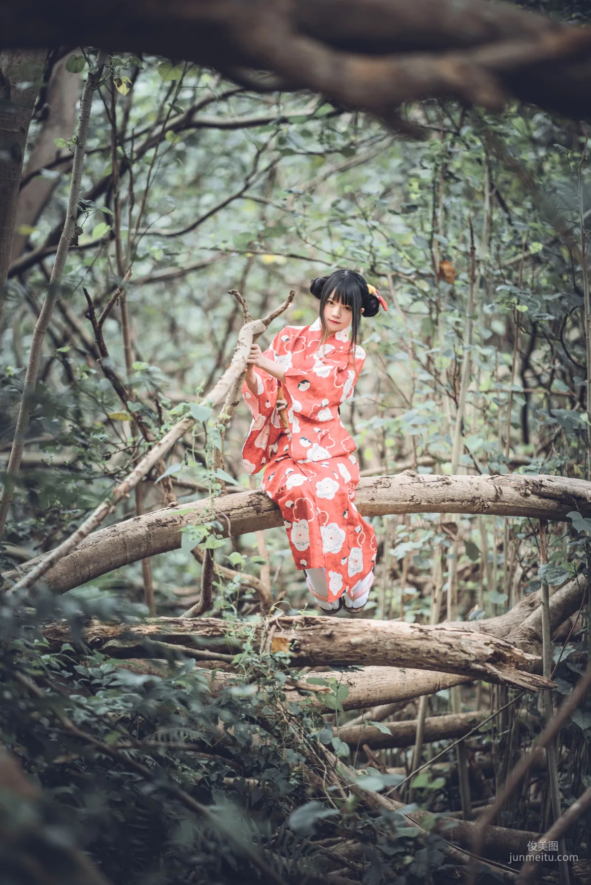 桜桃喵《夏日祭》 [蘿莉COS] 寫真集 33