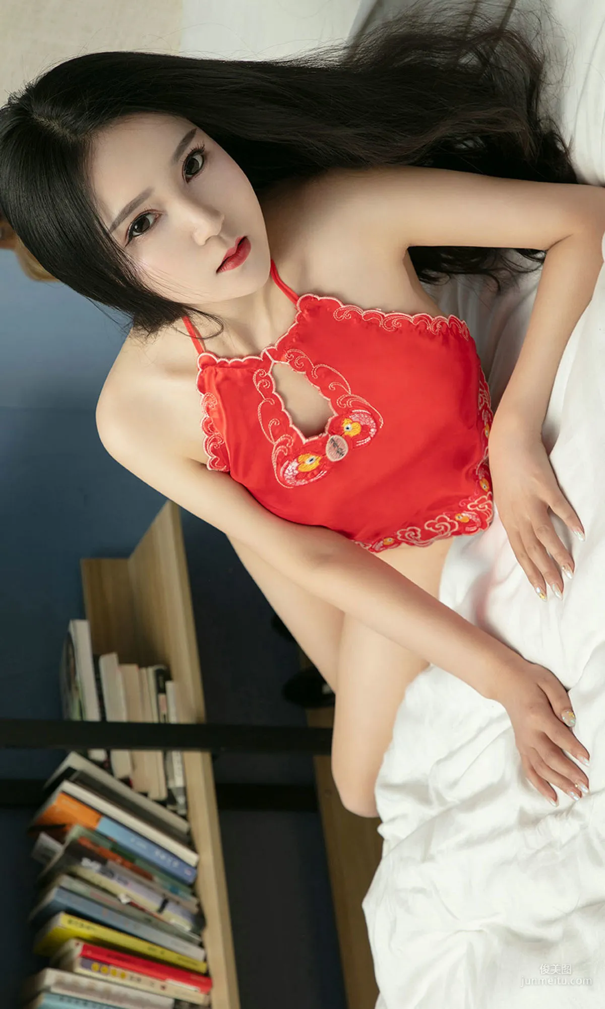孫豆豆《花間夢事》 [尤果圈愛尤物] No.1498 寫真集 34