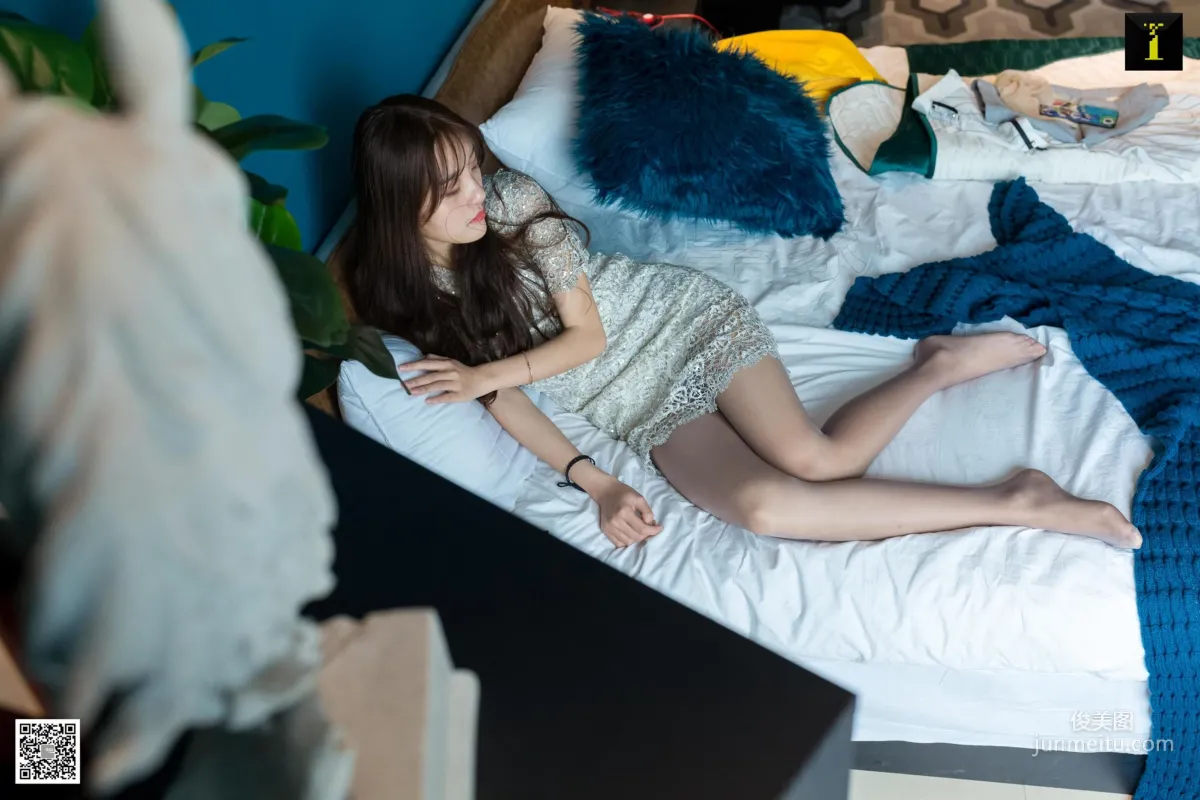 模特婉萍《婉萍的迷離眼神》[異思趣向IESS] 絲足寫真集 74