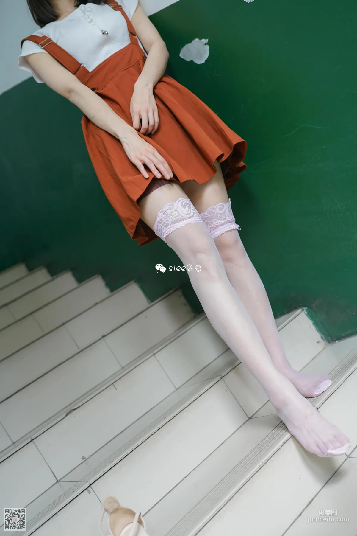 [絲意SIEE] No.309 蓓蓓 《你看世界，世界看你》 寫真集 25