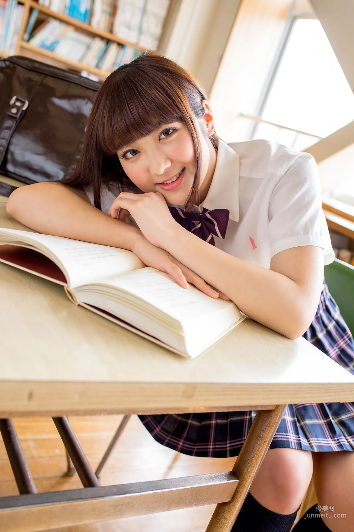 高梨あい - Regular Gallery 10.1 [Minisuka.tv] 写真集37
