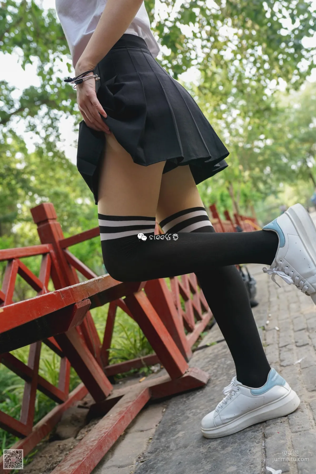 [絲意SIEE] No.303 小羽 《路上的風景》 寫真集 75