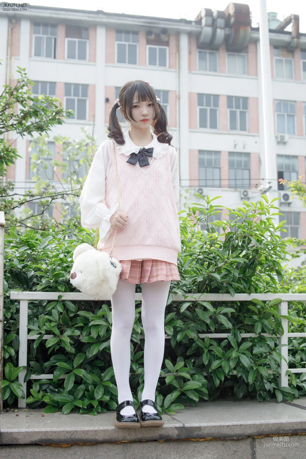 默陌《80D白丝》 [森萝财团] JKFUN-007 写真集59