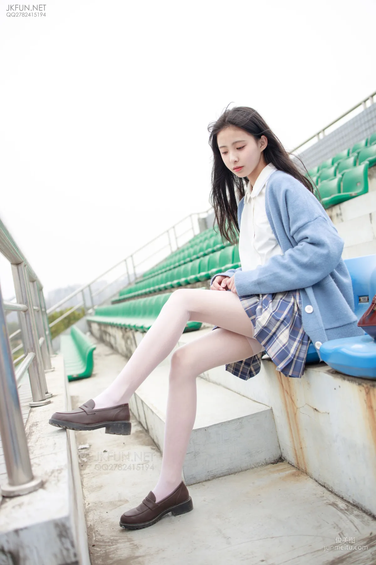 甜米《春游》 [森萝财团] JKFUN-003 萝莉丝袜写真集38