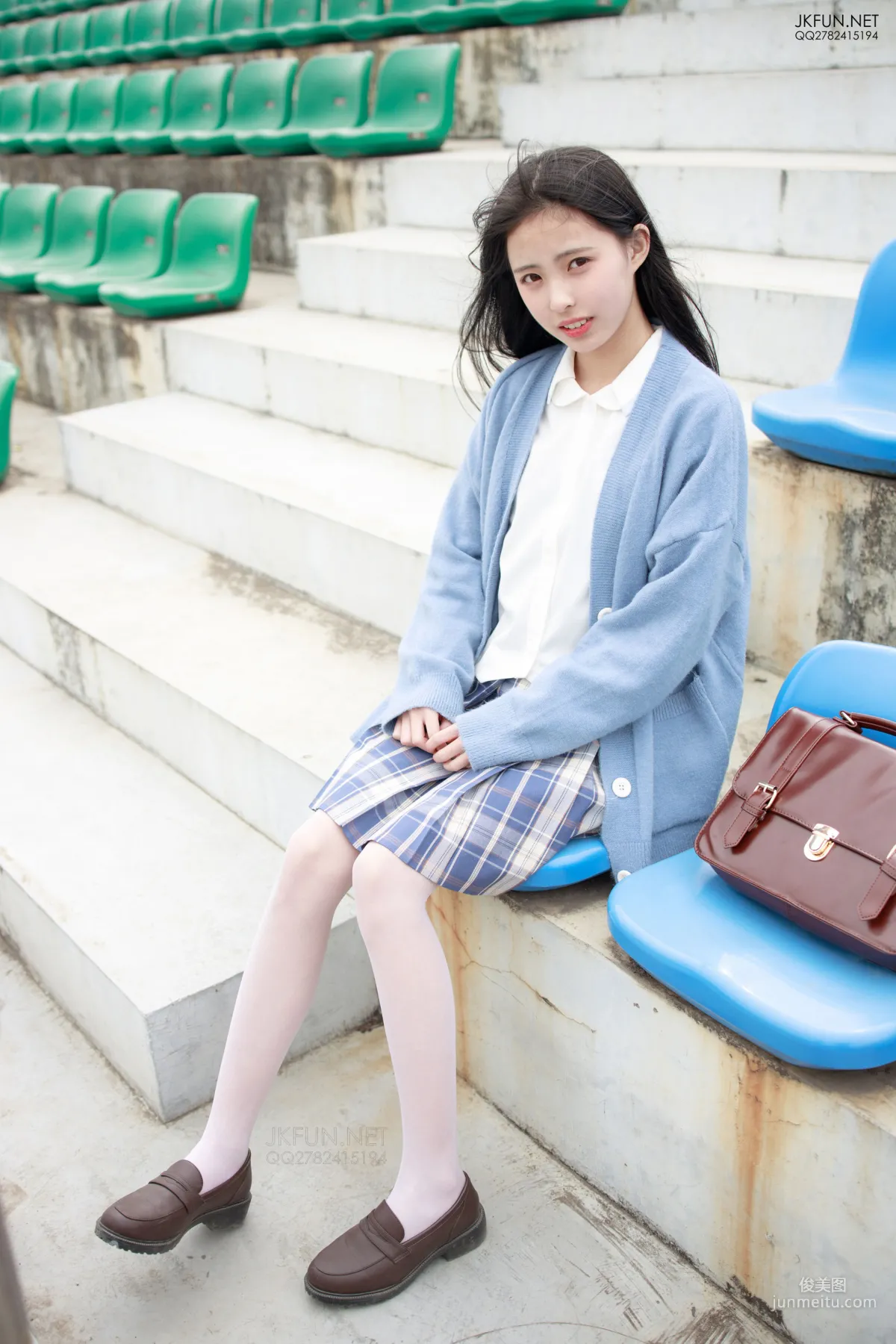 甜米《春游》 [森萝财团] JKFUN-003 萝莉丝袜写真集31