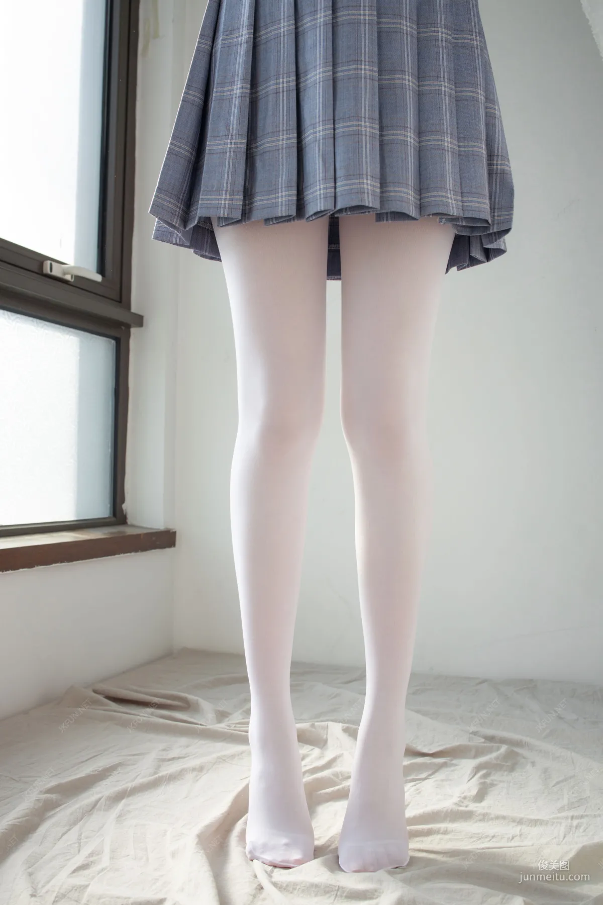 Aika《可爱学妹丝足》 [森萝财团] JKFUN-002 写真集230