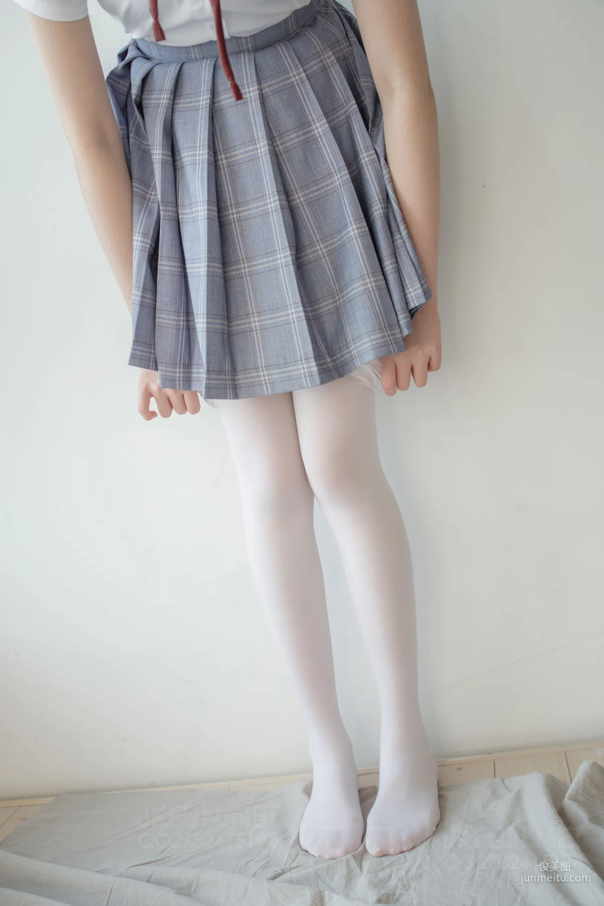 Aika《可爱学妹丝足》 [森萝财团] JKFUN-002 写真集69
