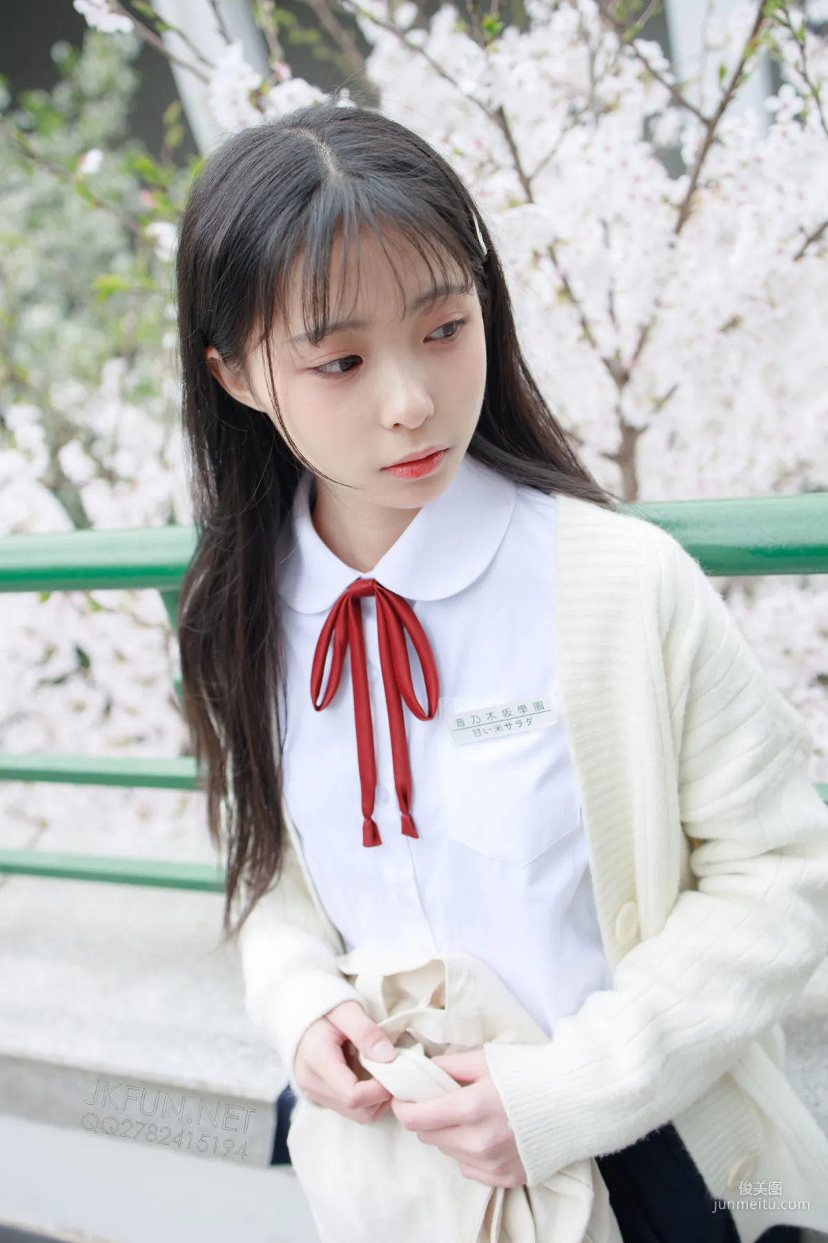 甜米《純純的白絲學妹》 [森蘿财團] JKFUN-001 蘿莉絲襪寫真集 83