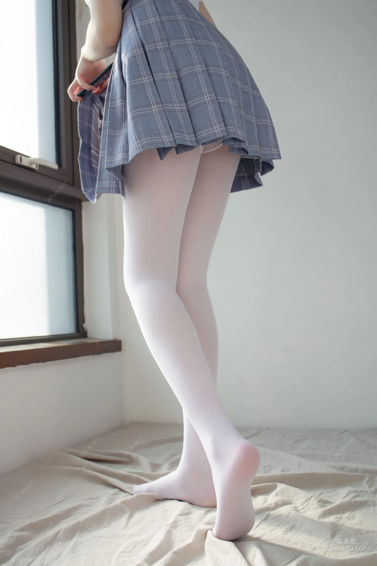Aika《可爱学妹丝足》 [森萝财团] JKFUN-002 写真集4