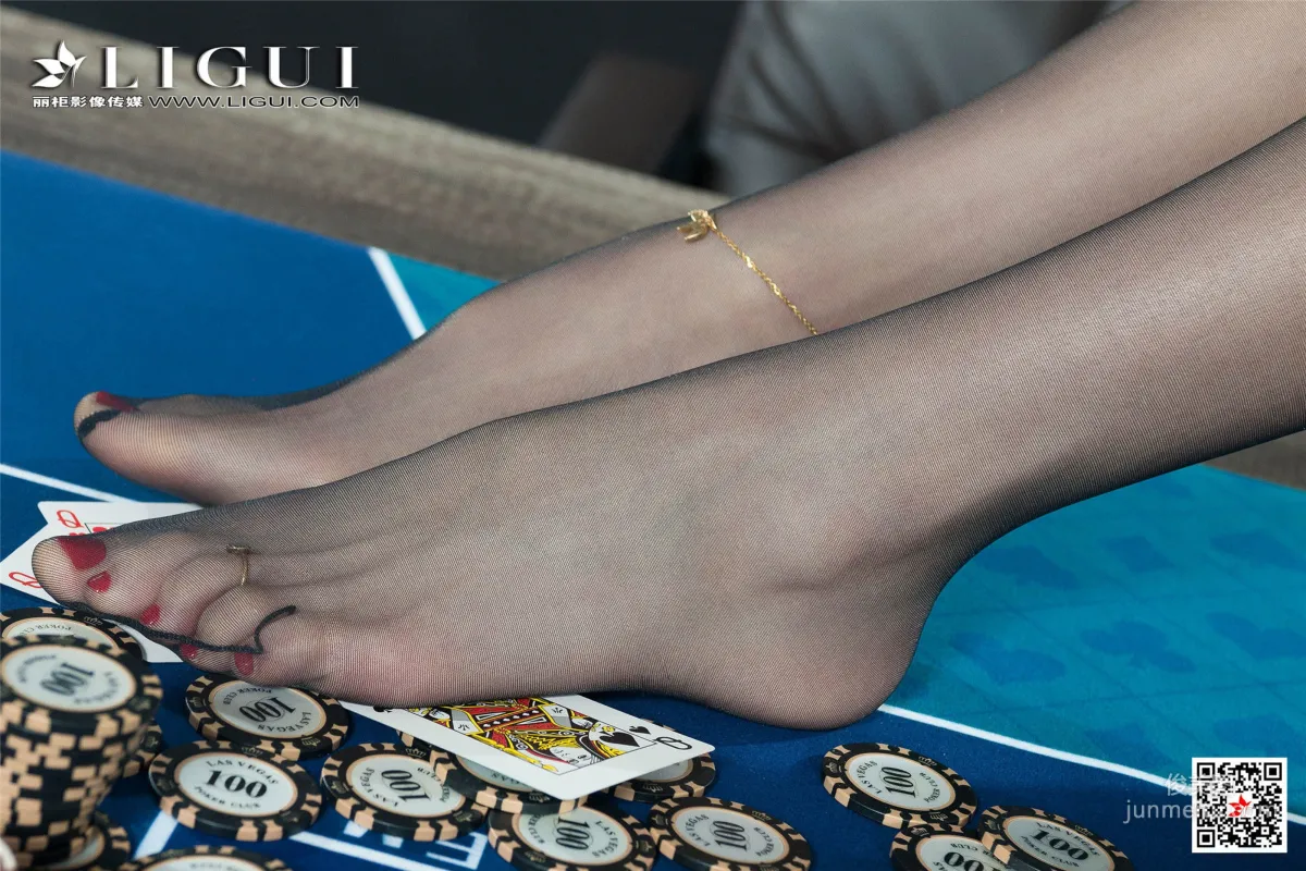 模特兔子《黑絲棋牌官》 [麗櫃Ligui] 美腿絲足寫真集 43