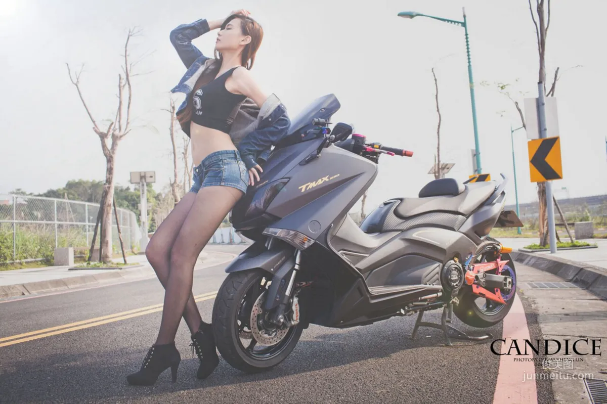 蔡譯心Candice《動感時尚機車女郎》 [台灣女神] 寫真集 30