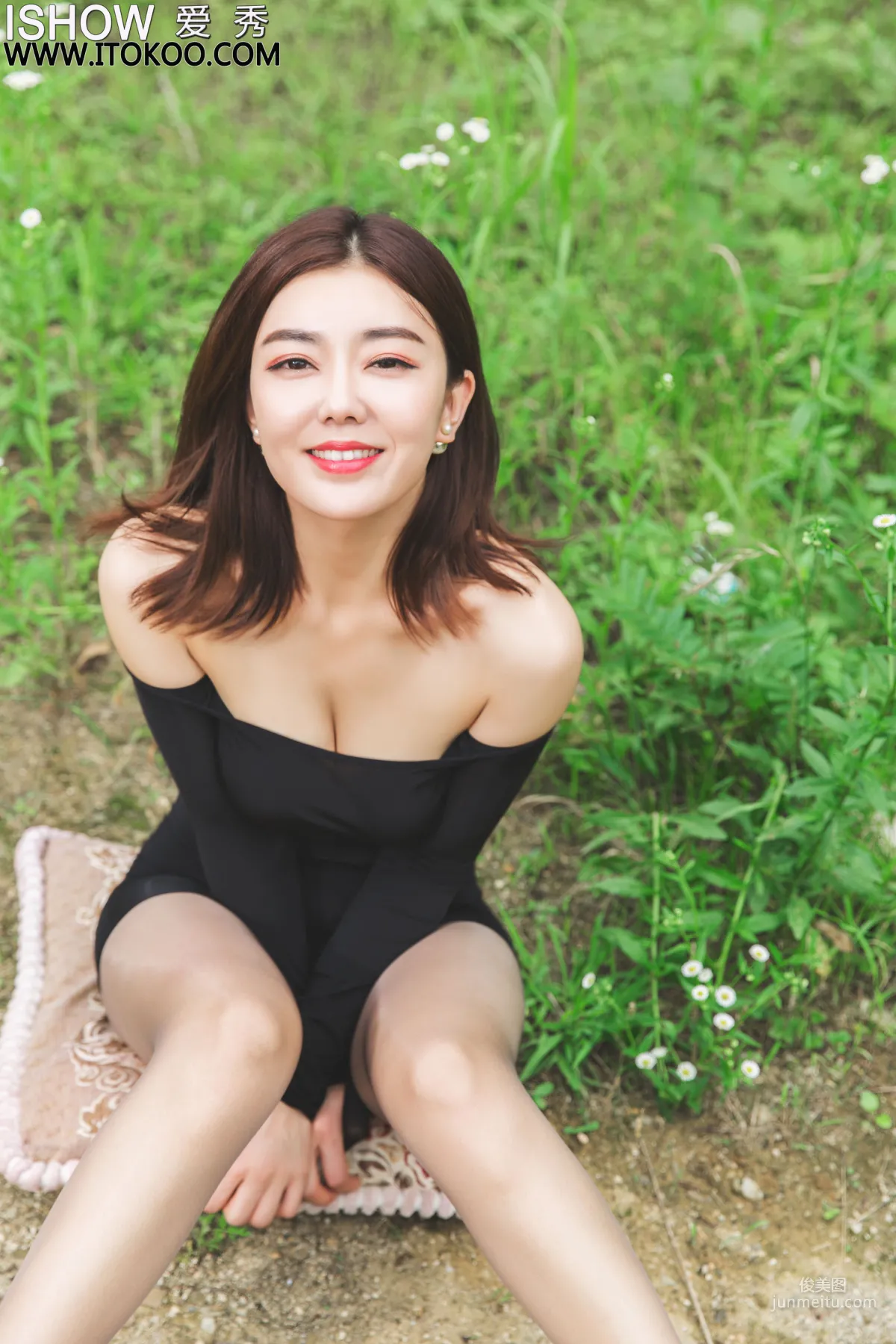 林琳Caroline《戶外極品禦姐》 [愛秀ISHOW] No.192 寫真集 22