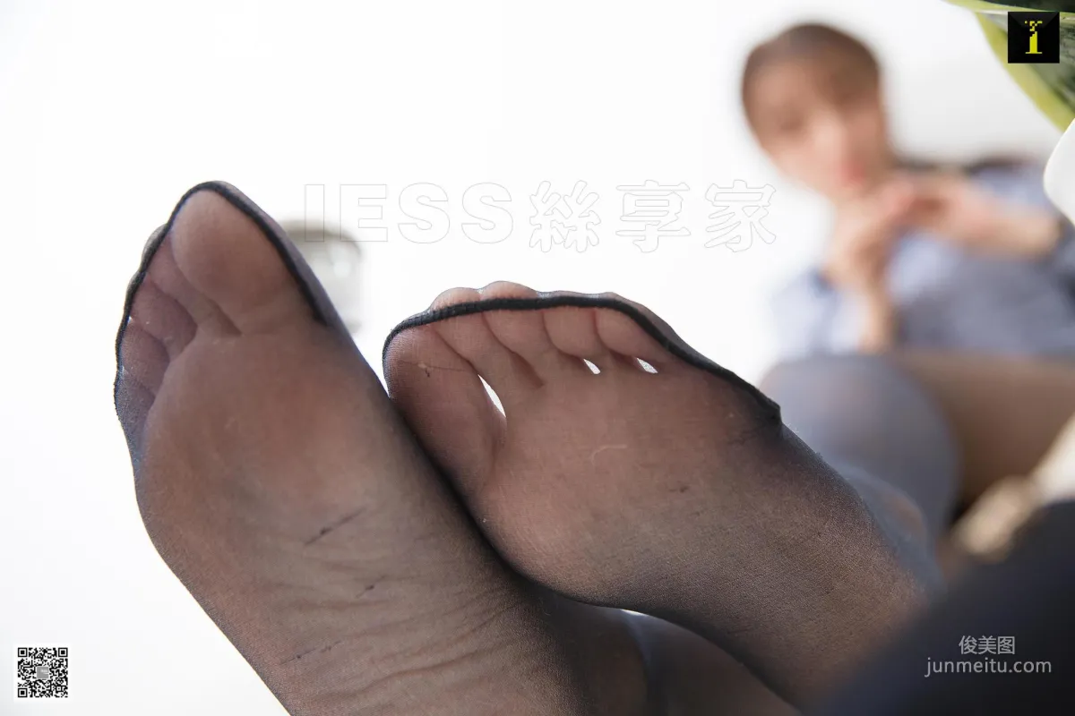 模特婉萍 《婉萍下班换袜》 [异思趣向IESS] 写真集82