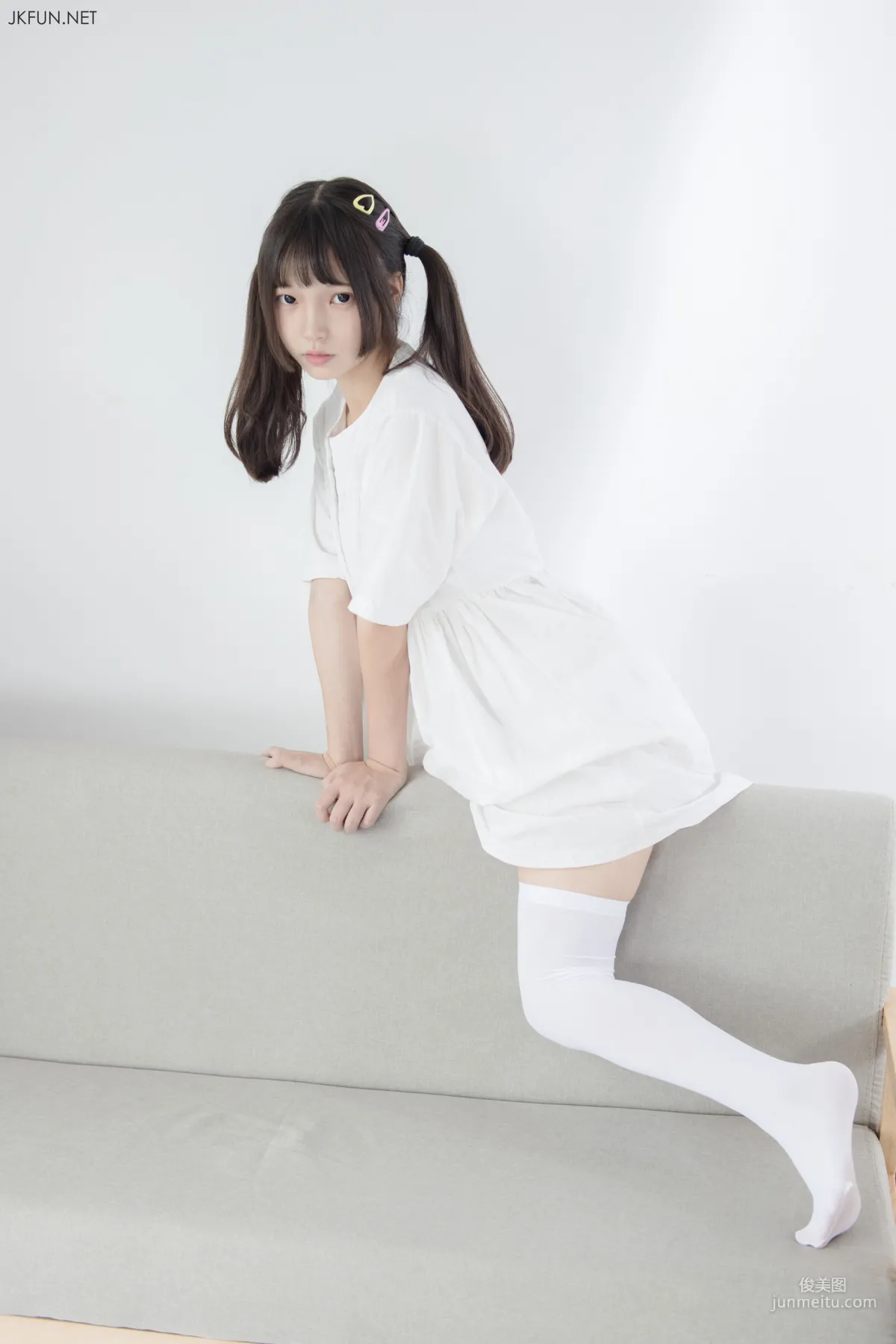 默陌《白衣飘飘的年代》 [森萝财团] JKFUN-014 萝莉丝袜写真集19
