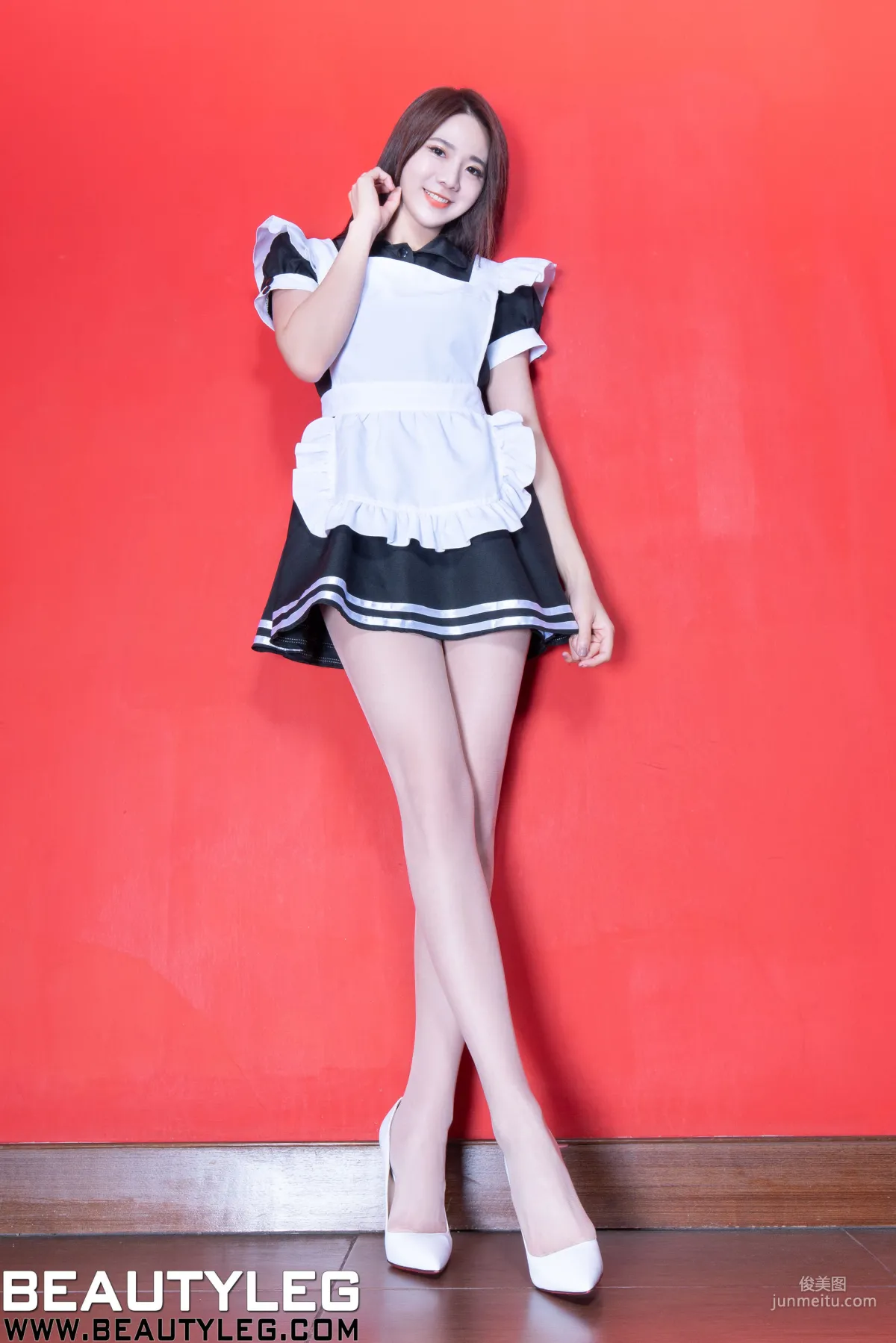 腿模Jasmine《校服、OL、女仆、制服短裙美腿》 [Beautyleg] No.1803 寫真集 2