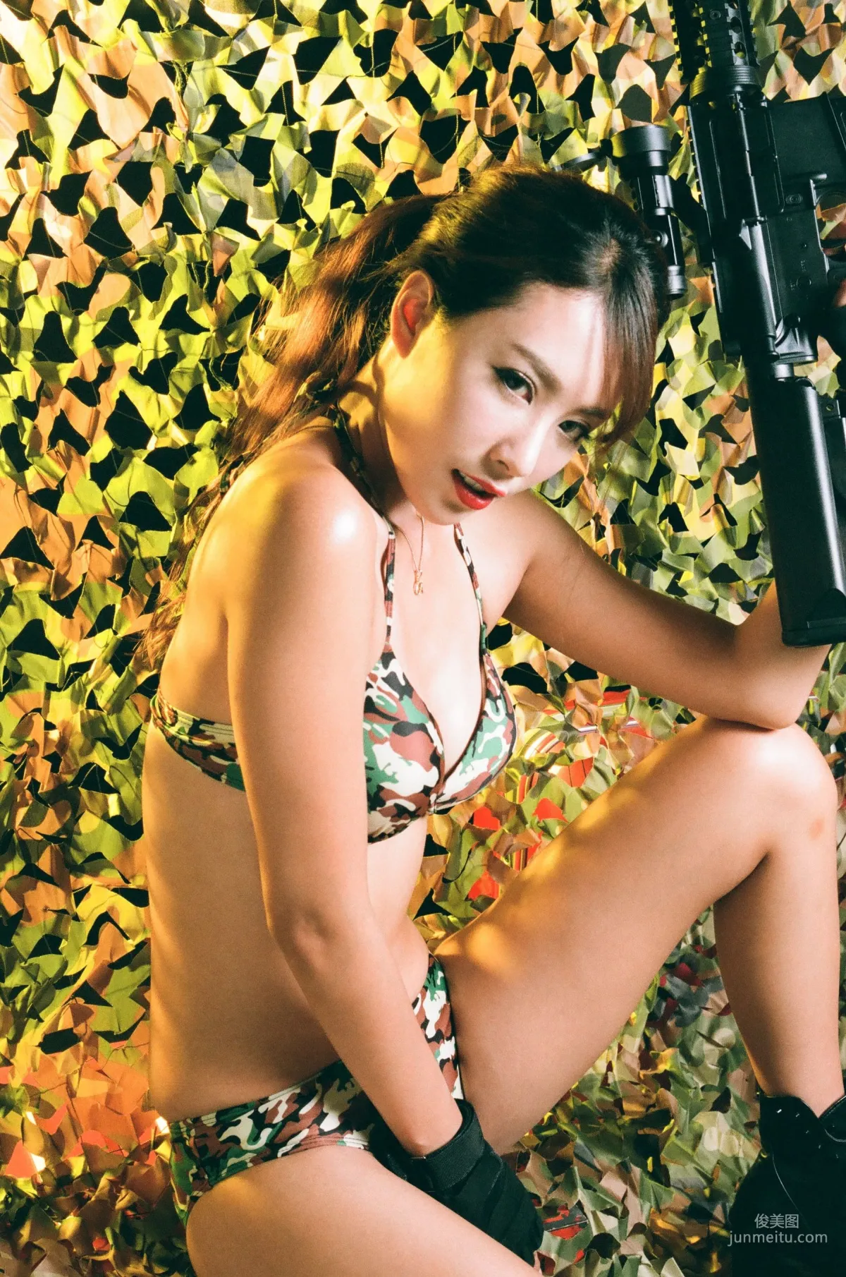 夏晴Miso《角色扮演迷彩女兵》 [台灣美女] 寫真集 30