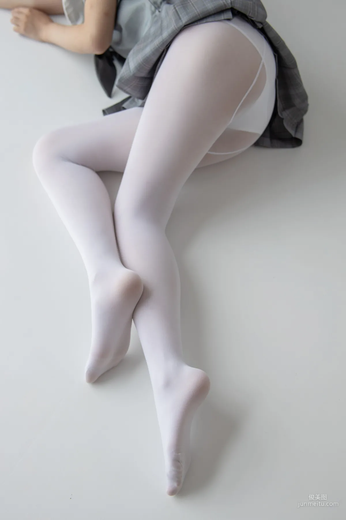 白丝小可爱 [森萝财团] JKFUN-013 萝莉丝袜写真集127