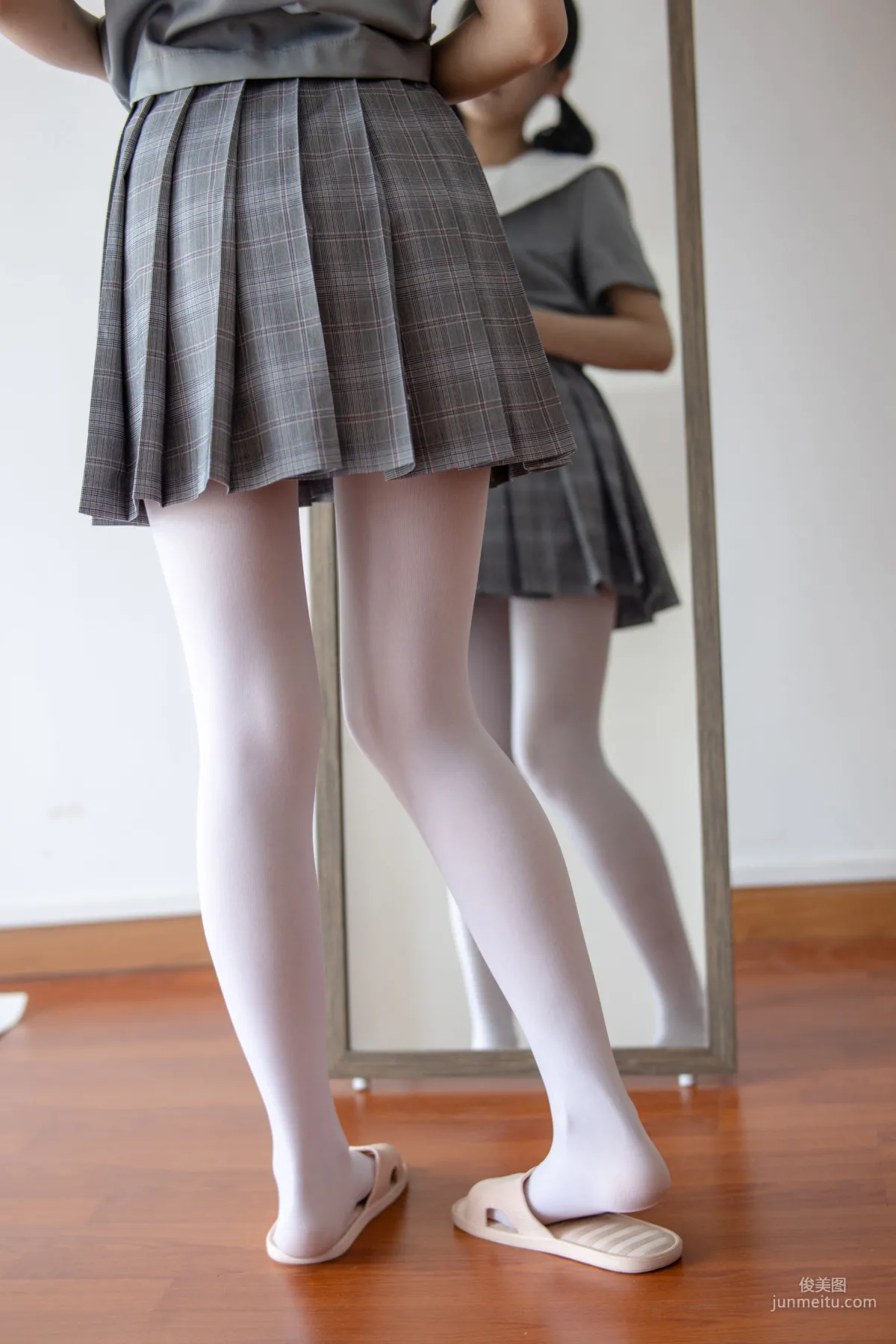 白丝小可爱 [森萝财团] JKFUN-013 萝莉丝袜写真集103