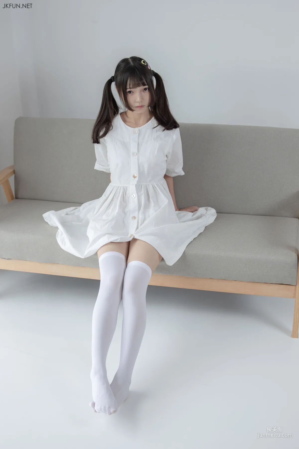 默陌《白衣飘飘的年代》 [森萝财团] JKFUN-014 萝莉丝袜写真集50