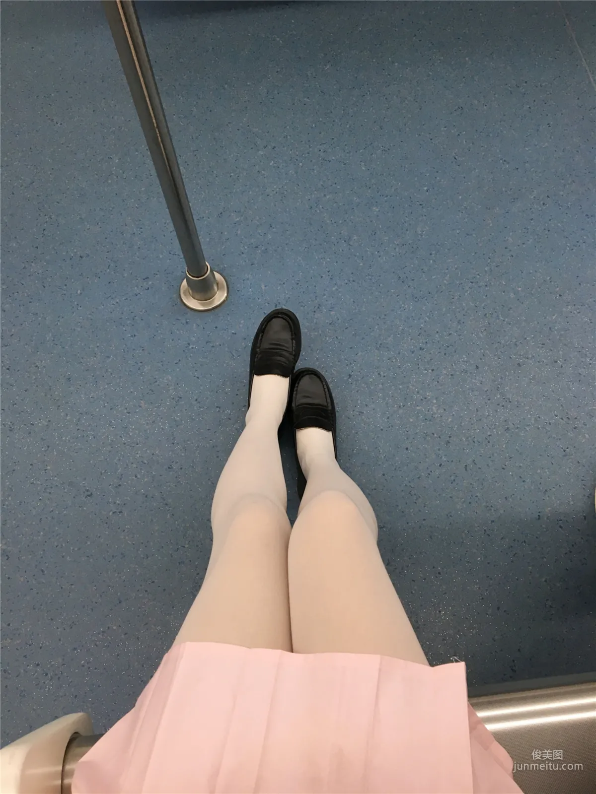 [風之領域] NO.146 白絲粉紅少女戶外 寫真集 34