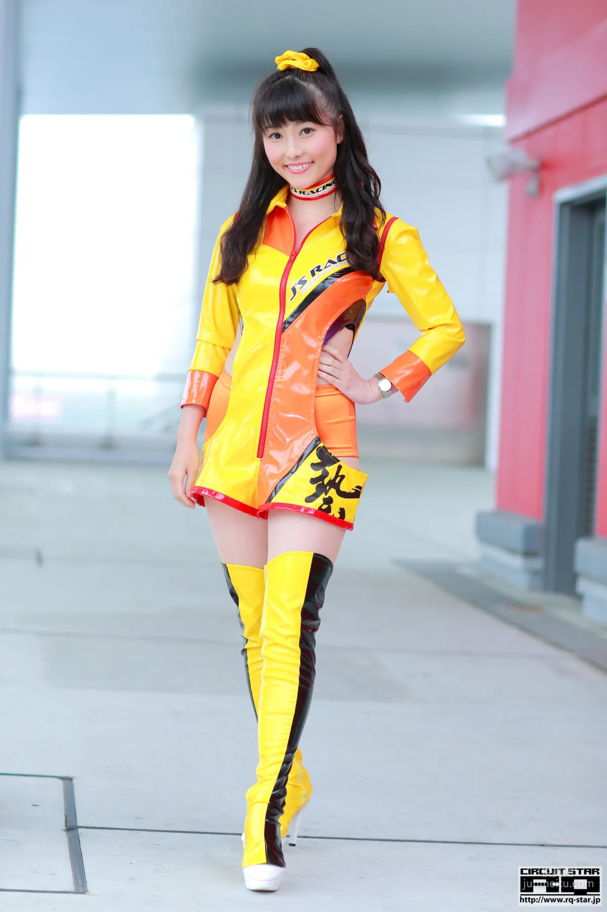 Tomomi Nagao 長尾朋美 《Race Queen》 [RQ-STAR] 寫真集 2
