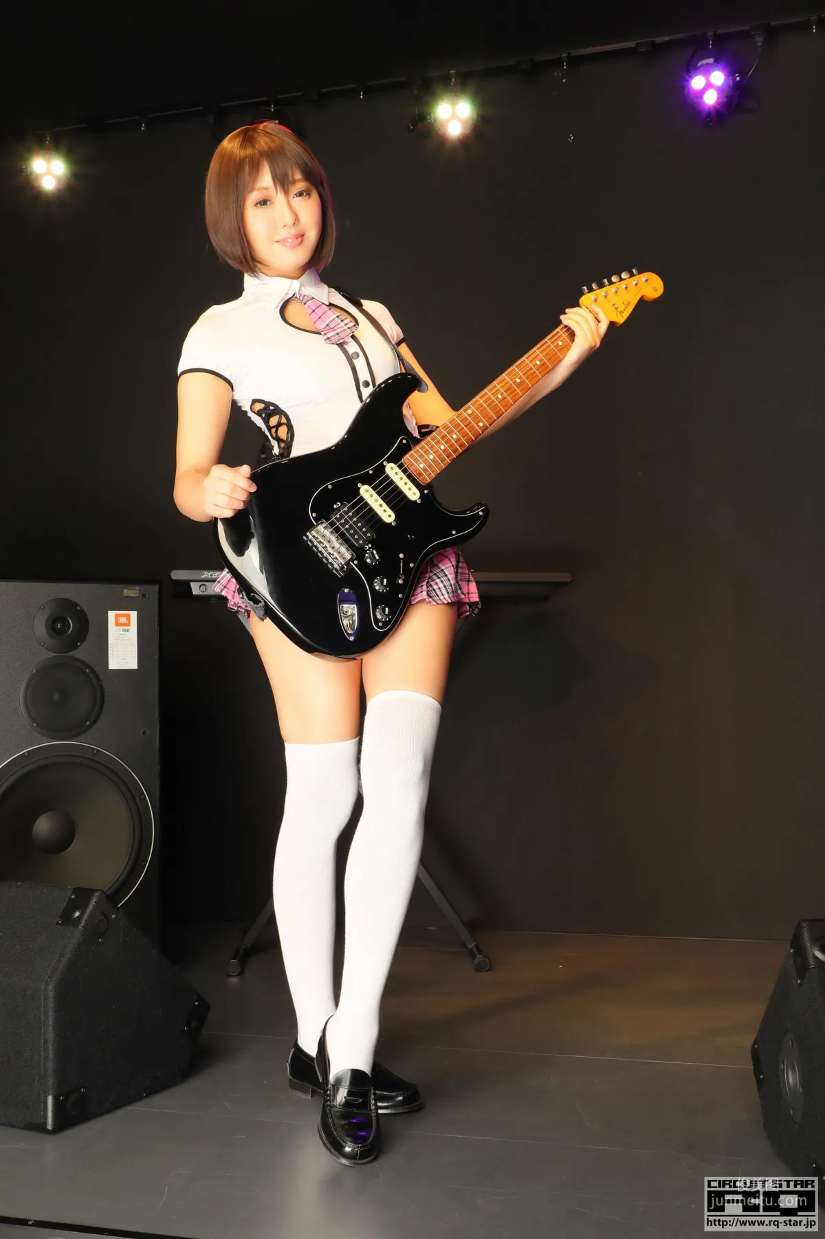 Ahane 亜羽音《School Girl》 [RQ-STAR] 写真集3