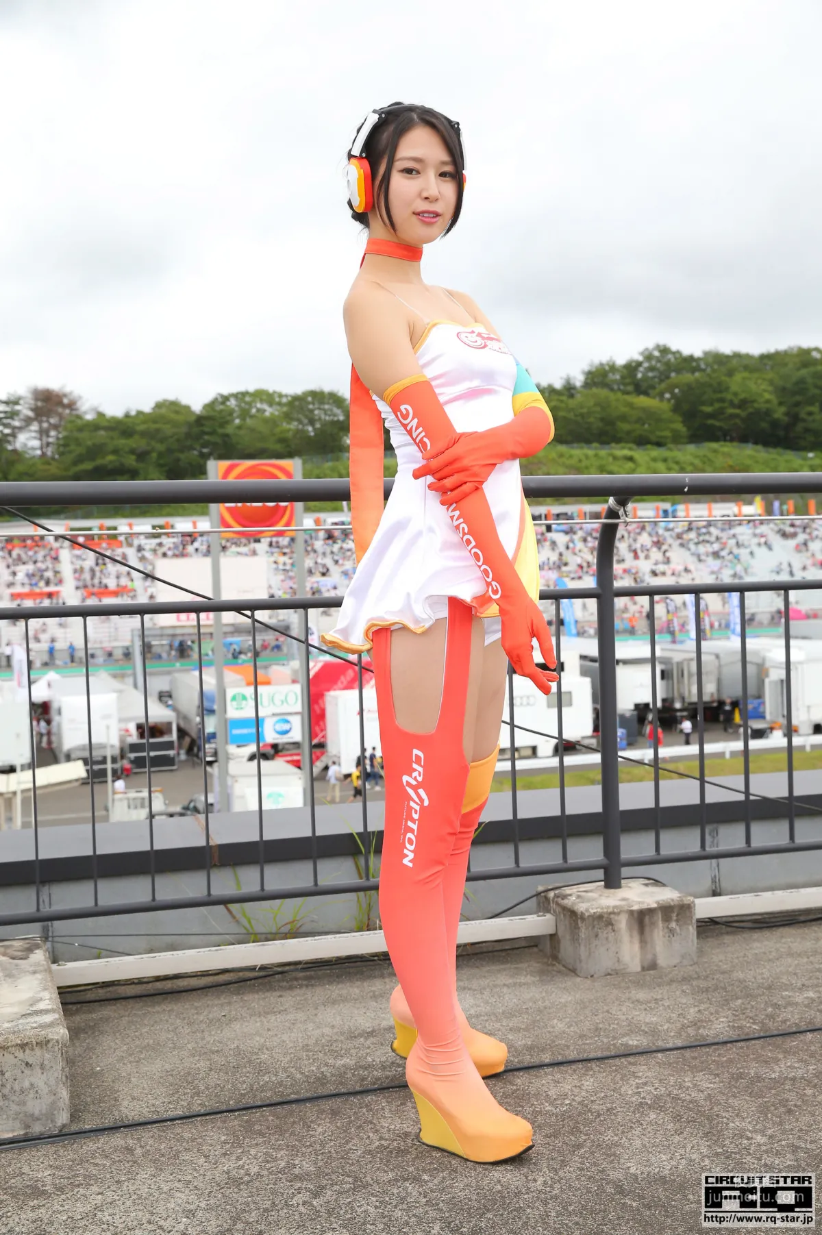 荒井つかさ『RQコスチューム』(フォトのみ) [RQ-STAR] 写真集4