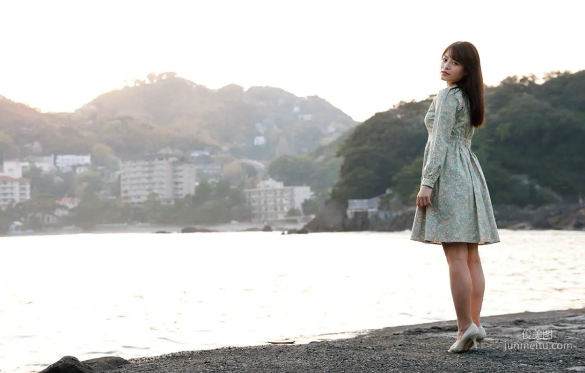 [FRIDAY] 春菜めぐみ 《気付くとスマホに現れる『ペアーズ』美女が脫いだ》寫真 2