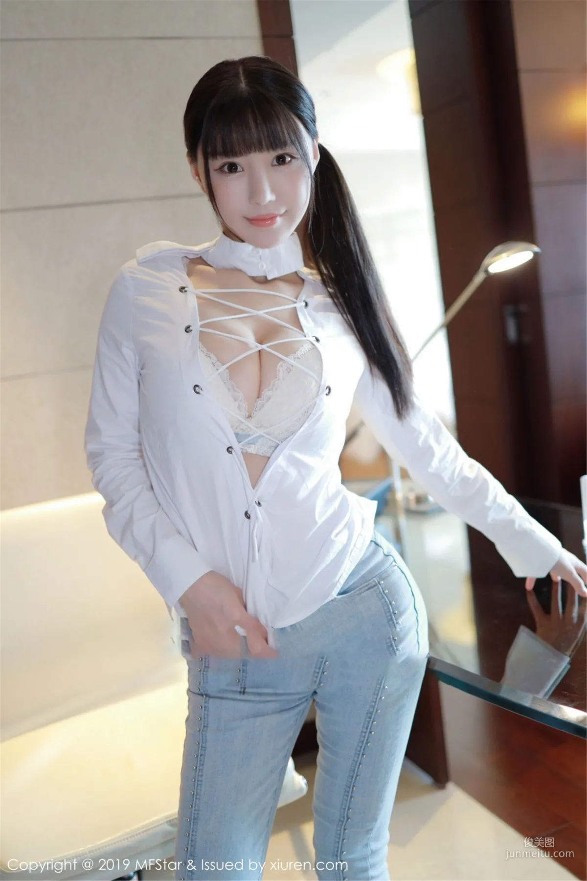 Flower朱可兒《白色襯衫下性感美胸》 [模範學院MFStar] Vol.207 寫真集 7