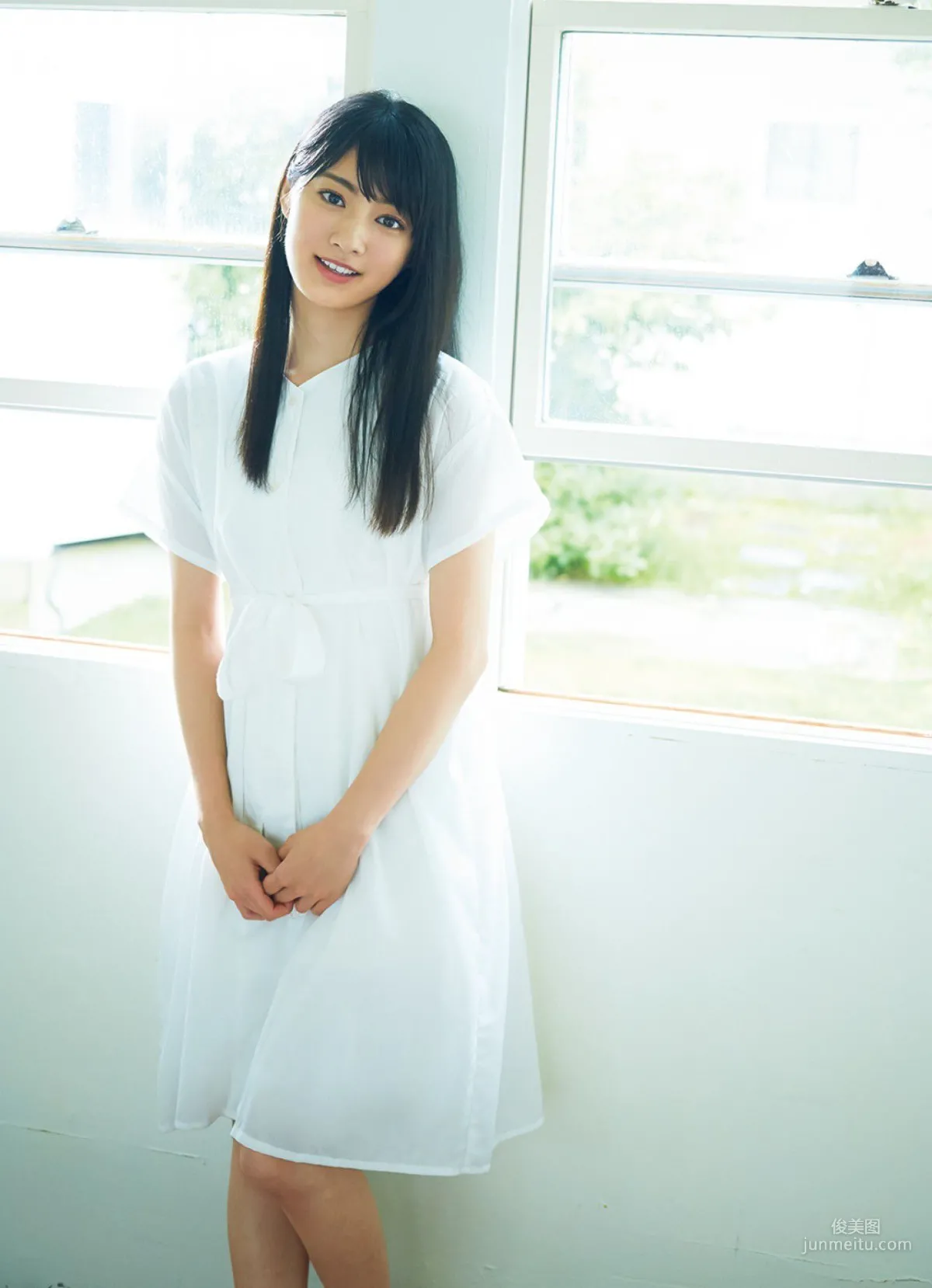 [FRIDAY] 古賀哉子 《『清純キャミソール』》写真1