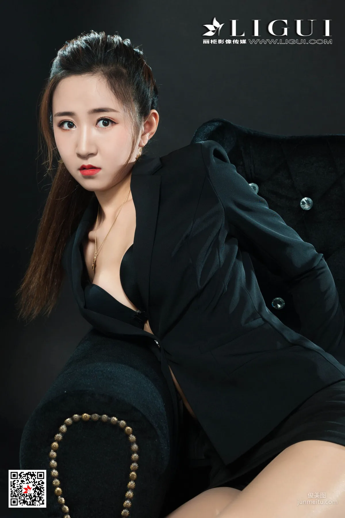 Model 允娜《OL繩藝捆綁》 [麗櫃美束LIGUI] 網絡麗人 寫真集 12