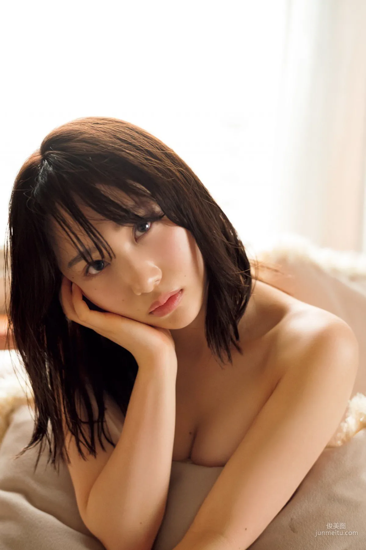[FRIDAY] 高橋朱裡 《AKB48の「美バスト」》寫真 12