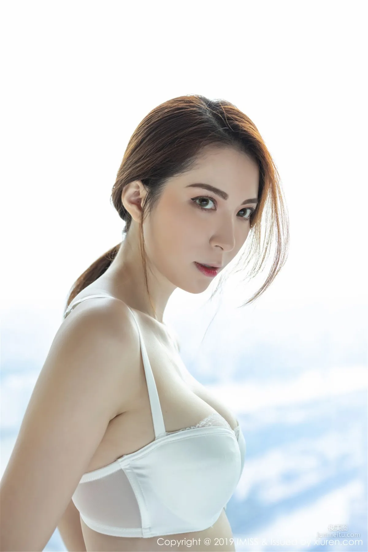 Carry《褪去長裙後絲襪美足》 [愛蜜社IMiss] Vol.366 寫真集 16