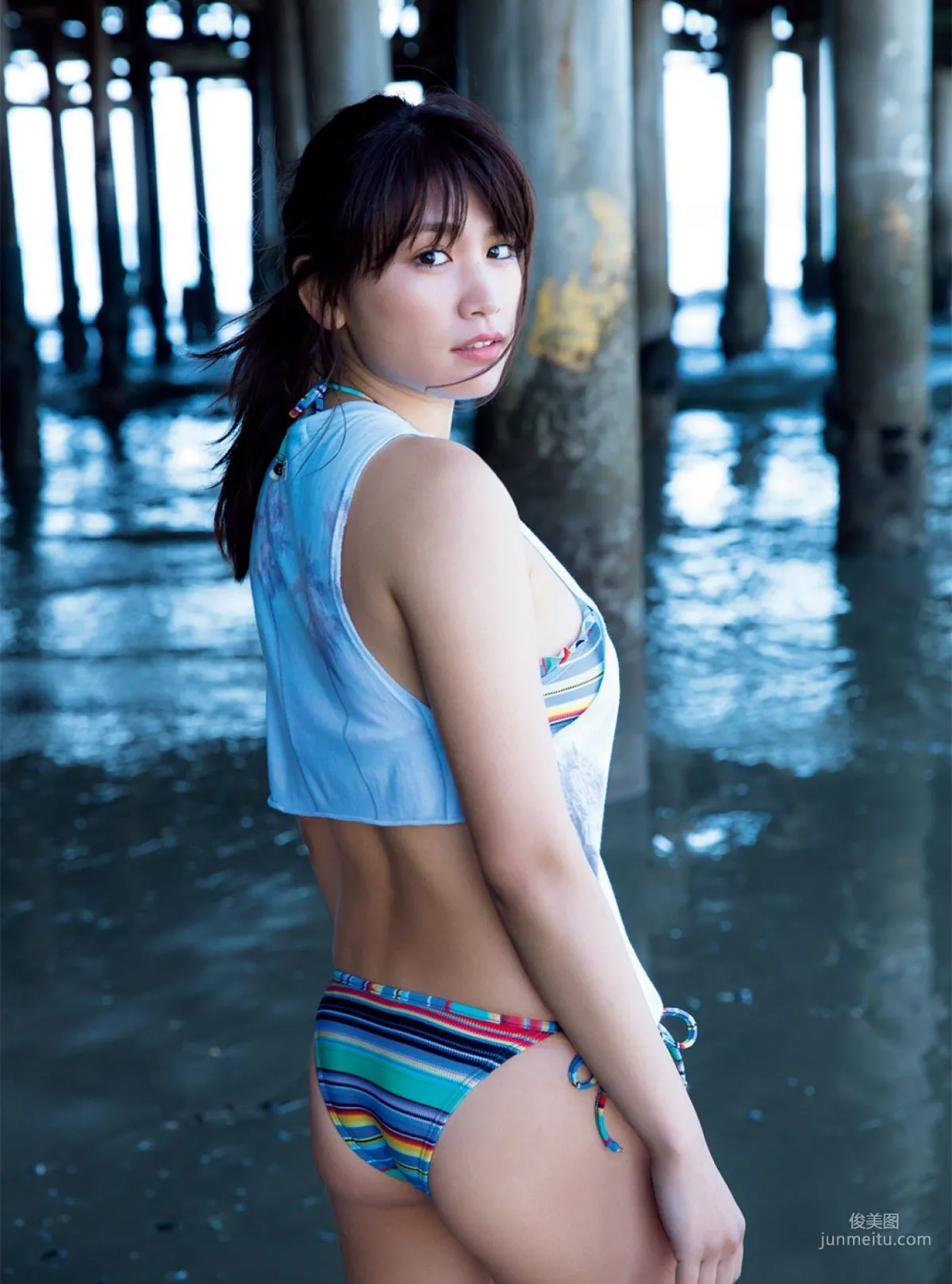 [FRIDAY] 久松郁実 《ランジェリーからあふれる♡美バスト》写真7