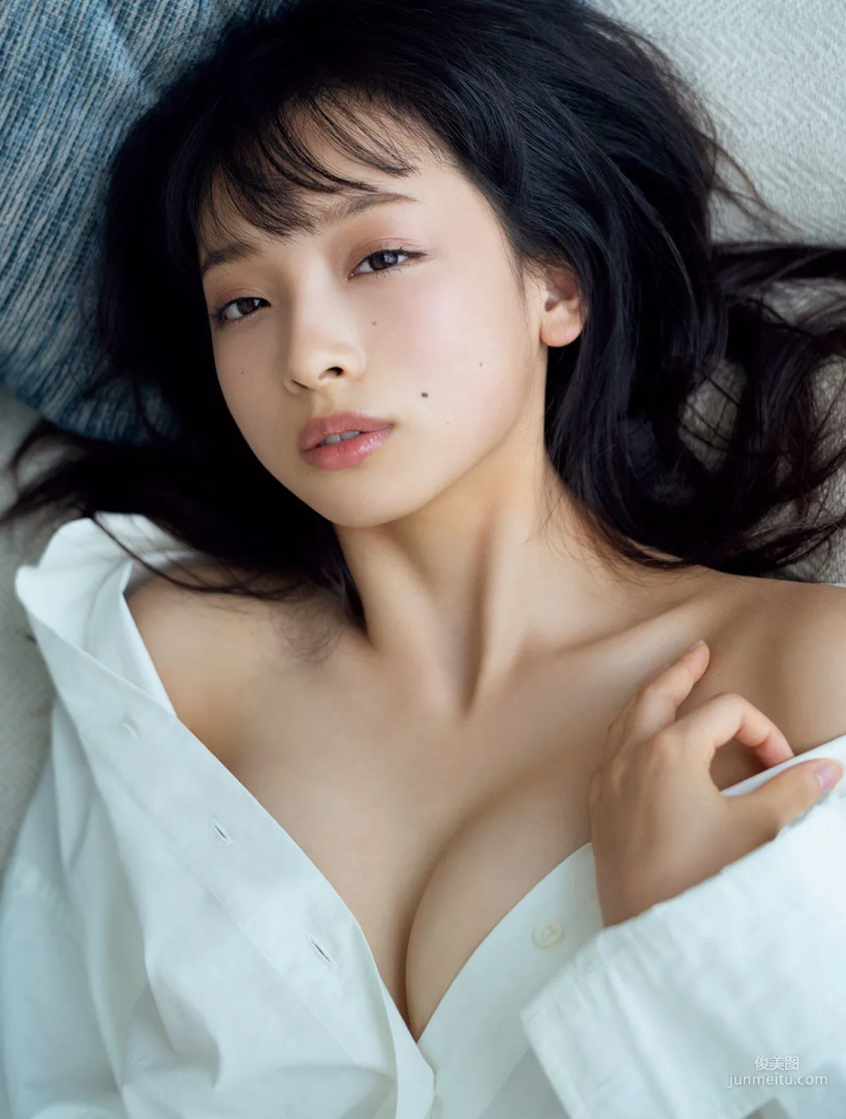 [FRIDAY] 華村あすか 《「美バスト」シースルー (動畫付き)》寫真 9